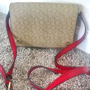 Calvin Klein Susan Saffiano Signature Crossbody